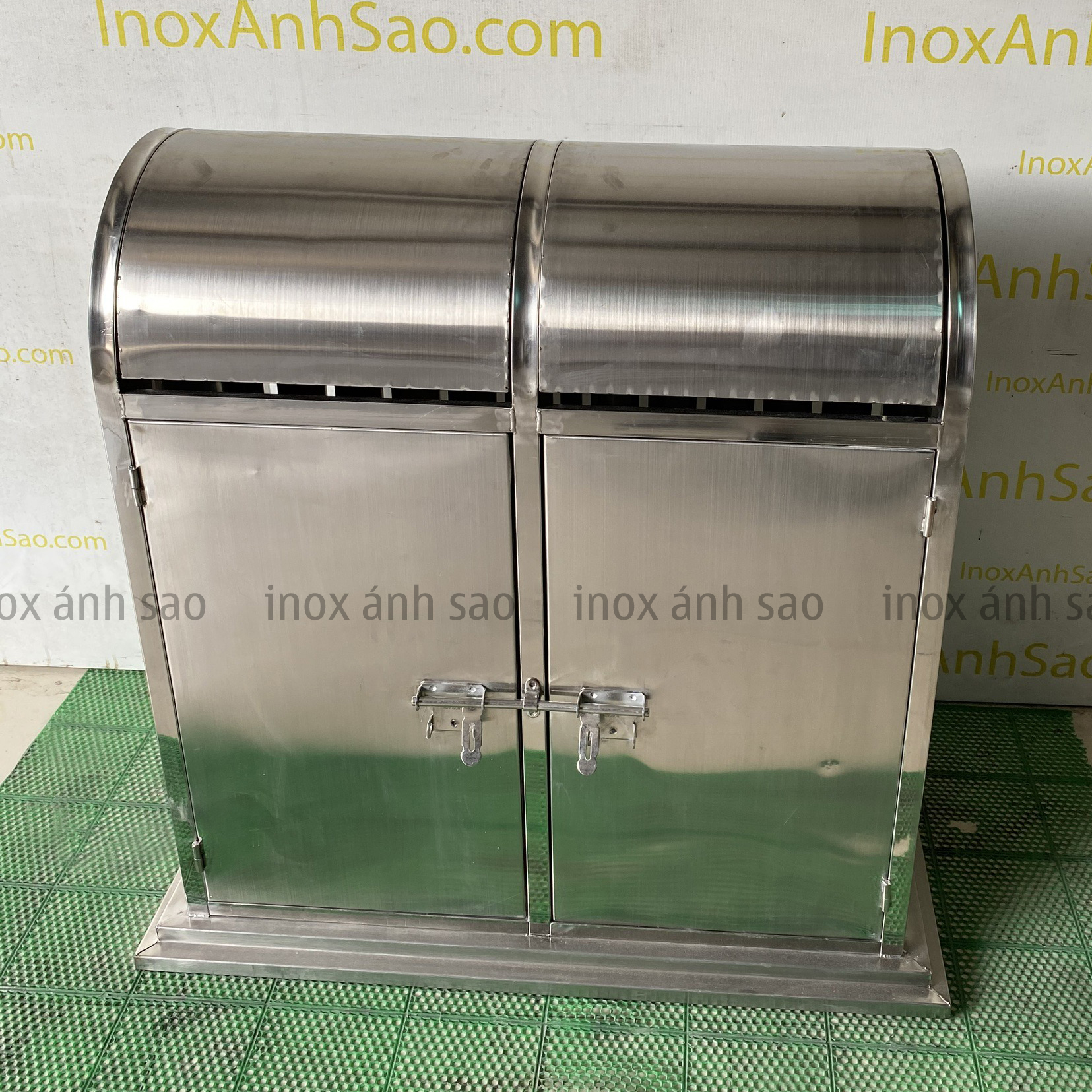 THÙNG RÁC INOX NGOÀI TRỜI 2000